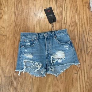 NWT Size 28 Levi’s 501 Shorts High Rise